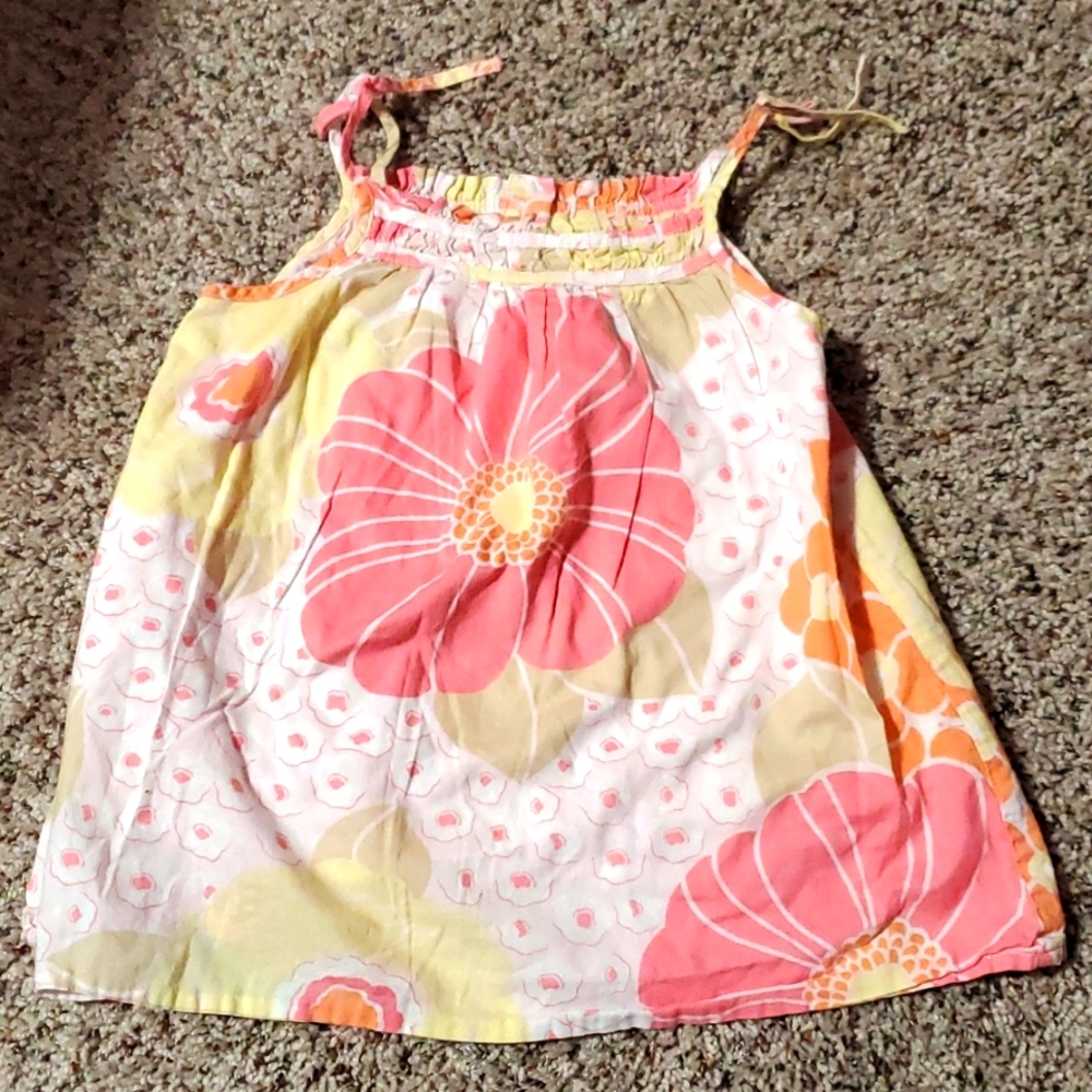 Girls size 4/5 Gap tank top